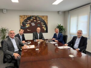 Mercavalencia acogerá el primer centro de recarga de camiones eléctricos pesados